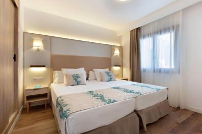 Suite 1 bedroom 1