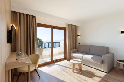 Suite 1 bedroom Sea View 3