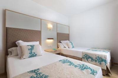 Suite 2 Bedrooms Sea View 4
