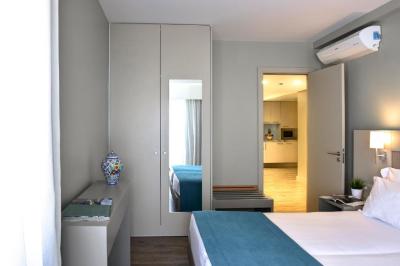 Premium Two-Bedroom Apartment with City View 8