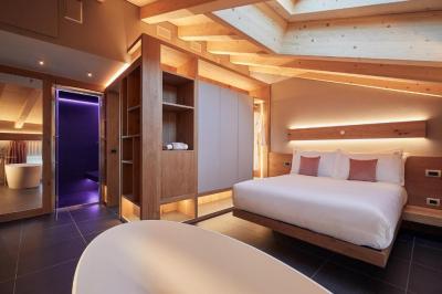 Suite with Sauna 6