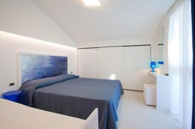 Junior Suite with Sea View 3