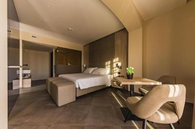 Suite 3