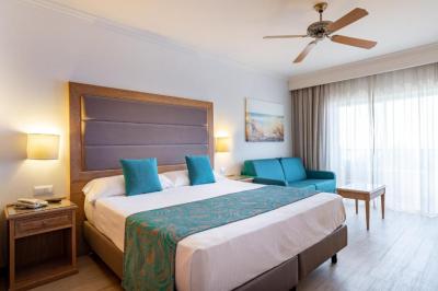 Habitaci&oacute;n Familiar (2 adultos + 1 ni&ntilde;o de 13 a 17 a&ntilde;os) 15