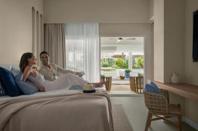 Presidential Suite with private Pool and Garden 8