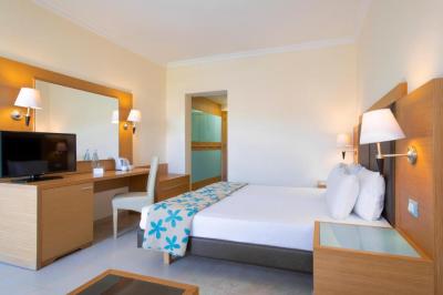 Standard Double with Sea View 2