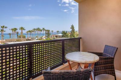 Habitaci&oacute;n Est&aacute;ndar con vistas al mar 3
