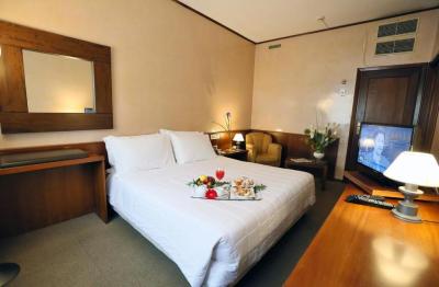 Double Room 2
