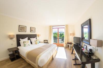Deluxe Double Room 2