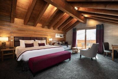 Deluxe Junior Suite 7