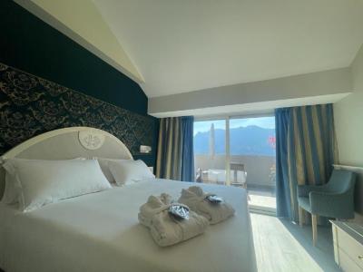 Chambre Double avec Terrasse et Vue sur le Lac 1