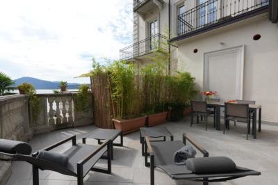 Suite Side Lake 8