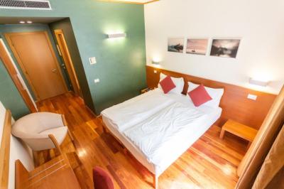 Standard Double Room 1