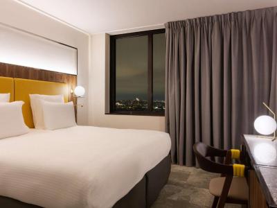 Deluxe Premium Family Room 2 Communicating rooms 2 double beds view on Paris 1