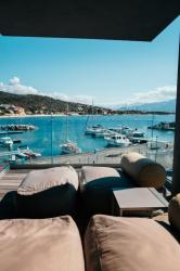 Suite with Sea View 4
