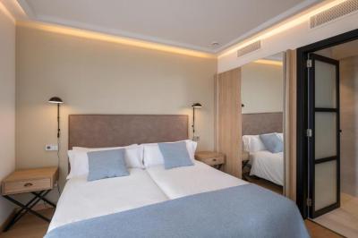 Standard Two-Bedroom Apartment with terrace 4