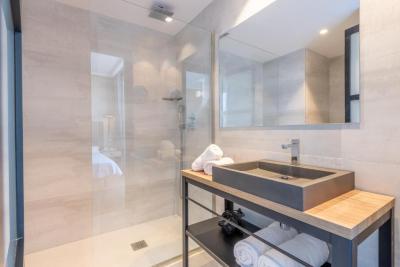 Superior Two-Bedroom Apartment with Terrace 5