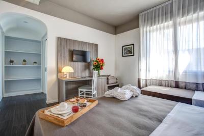 Quarto Triplo B&aacute;sico 3