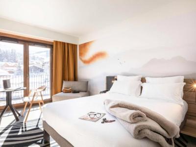 Classic Double Room with Sofa Bed 2
