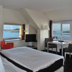 Deluxe Double Room with Sea View 3