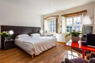 Classic Double Room 4