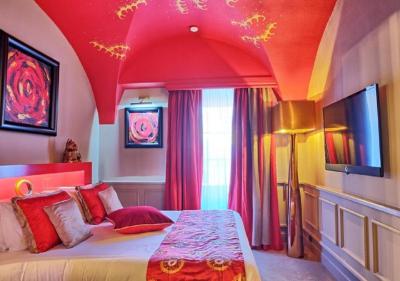 Queen Room 3