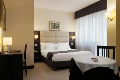 Deluxe Double Room 1