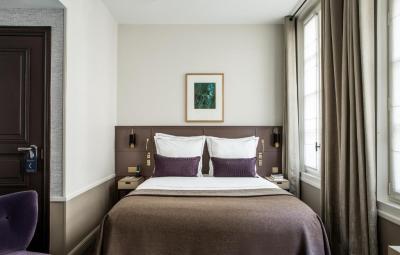 Classic Double Room 4