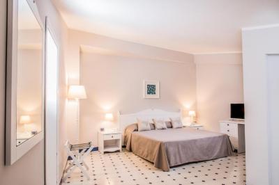 Double Room 1