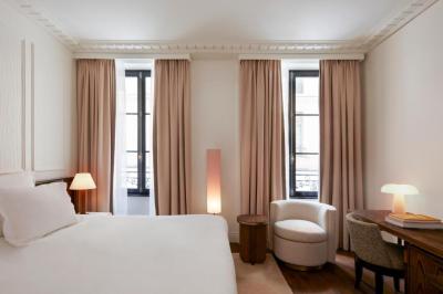 Deluxe Doppel-/Zweibettzimmer 2