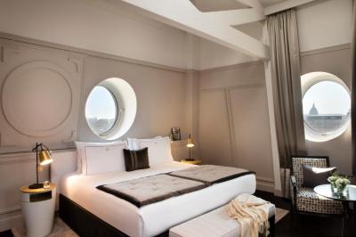 Suite Abel Ferry 9