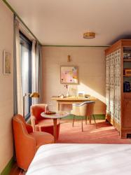 Deluxe Double or Twin Room 3