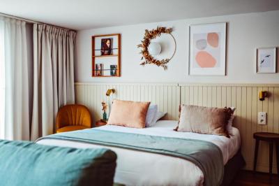 Junior Suite mit Blick auf den Garten oder die Stra&szlig;e 5