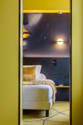 Executive King Room 2