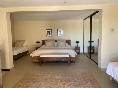 Quadruple Room with Bath 9