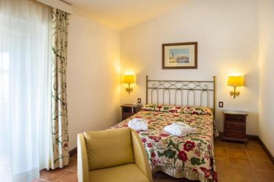 Standard Double or Twin Room 2