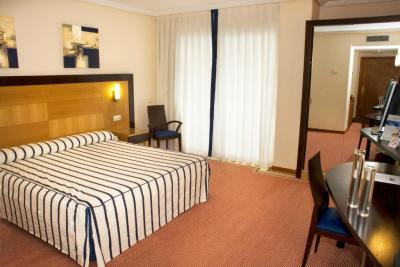 Triple Room (2 Adults + 1 Child) 3