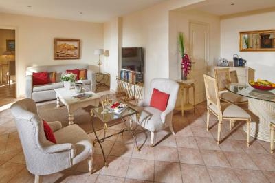 Suite with Terrace 5