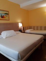 Triple Room 4