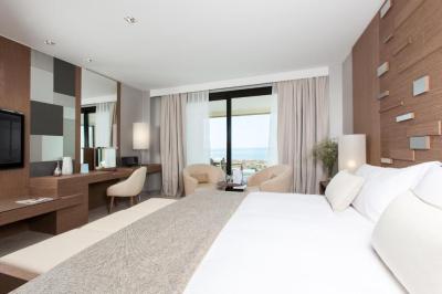 Double Room with Sea View 2