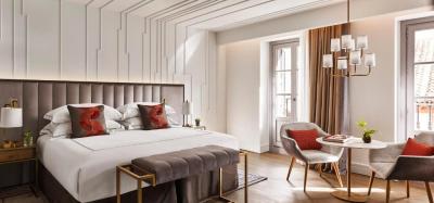 Superior King Room 5