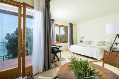 Family Room with Sea View 5