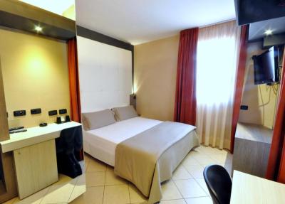 Double or Twin Room 2