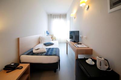 Standard Single Room 1