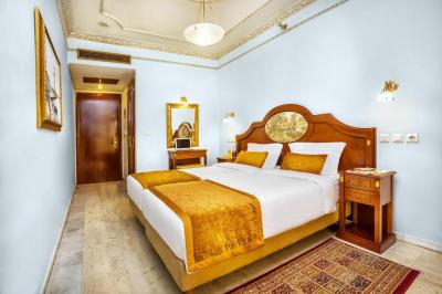 Standard (Twin Bed) City View 5