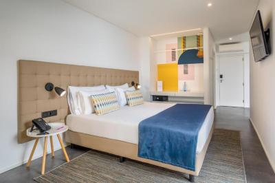 Junior Suite (3 Adults) 5