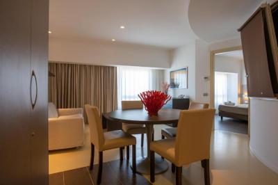 Suite J&uacute;nior 6