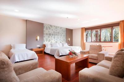 Quadruple Room 6
