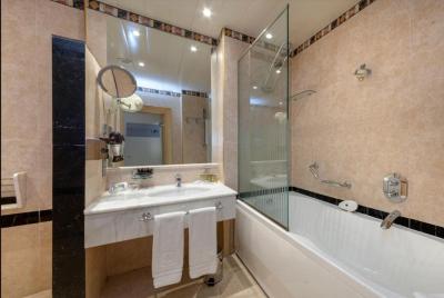 Superior King or Twin Room 1