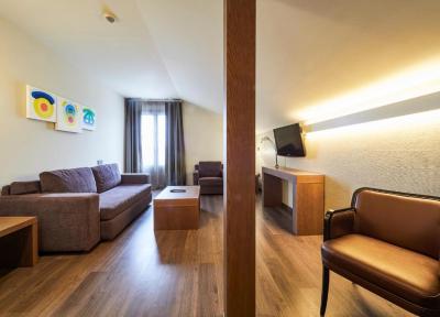 Double Room with Livingroom 3